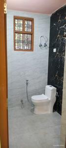 Bathroom Image of 2000 Sq.ft 2 BHK Builder Floor for rent in Kahlon Sehkari Awas Samiti Garden City II, Baraulikhalilabad Lucknow for Rs. 14500