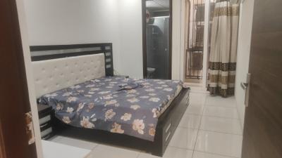 Bedroom Image of 1154 Sq.ft 2 BHK Builder Floor for rent in Highland Park Homes, Bhabat Zirakpur for Rs. 25999