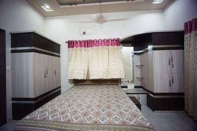 Bedroom Image of 5850 Sq.ft 5 BHK Independent House for sale in Bapunagar Ahmedabad for Rs. 31100000