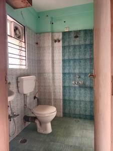 Bathroom Image of 1130 Sq.ft 3 BHK Apartment / Flat for sale in Chinar Park Kolkata for Rs. 7200000