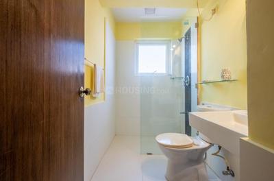 Bathroom Image of 1800 Sq.ft 3 BHK Villa for rent in Candolim Goa for Rs. 125000