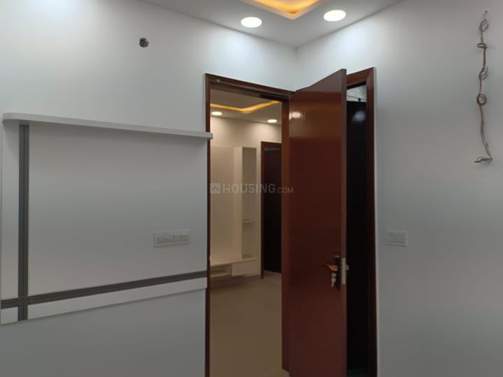 Block C, Sector 17 Rohini Hall 1