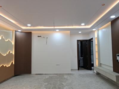 Living Room Image of 2250 Sq.ft 4 BHK Builder Floor for sale in Paschim Vihar New Delhi for Rs. 45000000