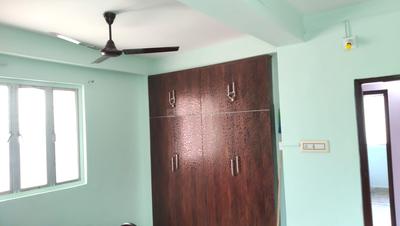 Bedroom Image of 700 Sq.ft 2 BHK Builder Floor for rent in Haltu Kolkata for Rs. 15000