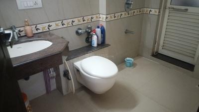 Image of 850 Sq.ft 2 BHK Apartment / Flat for sale in K Raheja Interface Heights, Malad West, Mumbai for Rs. 26000000