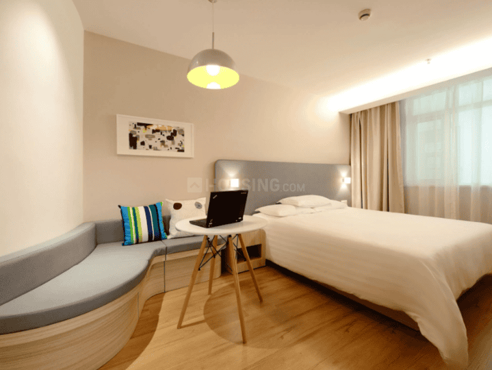 Landlord Villa Main Image 1