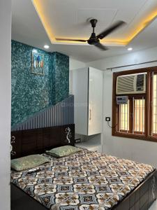 Bedroom Image of 700 Sq.ft 2.5 BHK Builder Floor for rent in Uttam Nagar New Delhi for Rs. 45000
