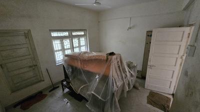 Bedroom Image of 1250 Sq.ft 2 BHK Apartment / Flat for sale in Juhu Mumbai for Rs. 42000000