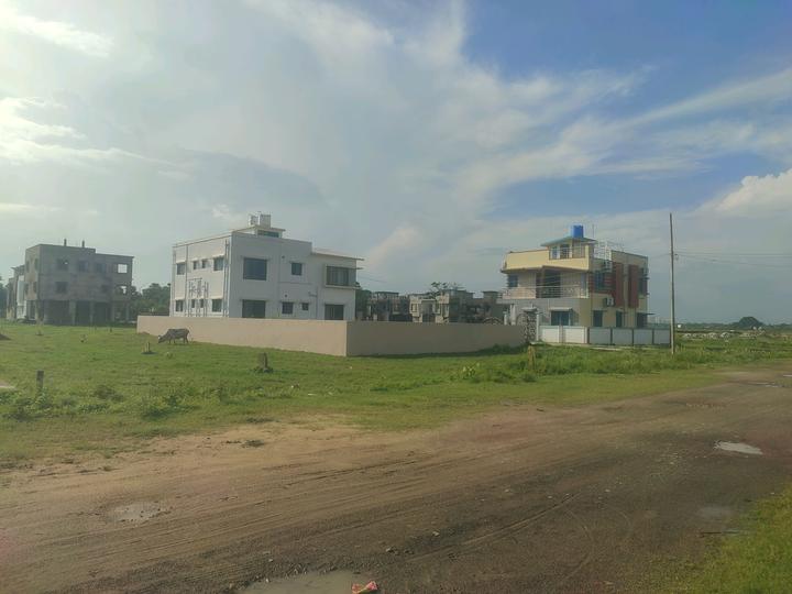 Hatisala, New Town Main Image 1