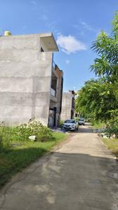 Image of 1000 Sq.ft Residential Plot / Land for sale in Natkur, Lucknow for Rs. 2000000