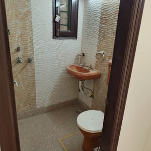Image of 950 Sq.ft 3 BHK Builder Floor for sale in Pitampura, New Delhi for Rs. 15000000