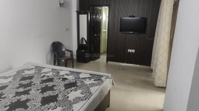 Bedroom Image of 1750 Sq.ft 3 BHK Apartment / Flat for sale in Ajnara Gen X, Crossings Republik Ghaziabad for Rs. 12000000