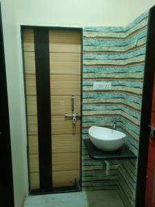 Bathroom Image of 1500 Sq.ft 1 BHK Independent House for rent in Pokharni Nanded for Rs. 11000