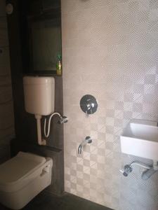 Common Bathroom Image of 725 Sq.ft 1 BHK Apartment / Flat for sale in Kalyan East Kalyan for Rs. 4100000