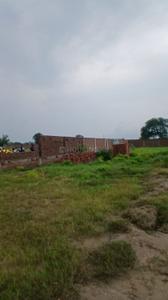 Image of 900 Sq.ft Residential Plot / Land for sale in Kahna farms, Sunrakh Bangar, Vrindavan for Rs. 2100000