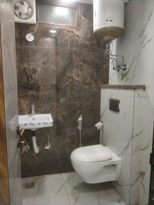 Common Bathroom Image of 690 Sq.ft 2 BHK Builder Floor for sale in Govindpuri New Delhi for Rs. 5500000