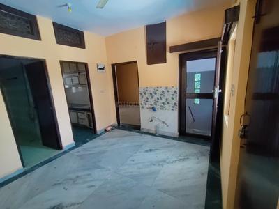 Living Room Image of 1400 Sq.ft 2.5 BHK Independent House for rent in Sector 22 Noida for Rs. 25000