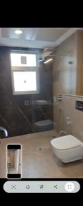Bathroom Image of 1600 Sq.ft 3 BHK Apartment / Flat for rent in Paarth Aadyant, Ahmamau Lucknow for Rs. 50000