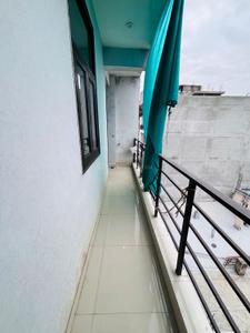 Balcony Image of 750 Sq.ft 2 BHK Builder Floor for rent in Sultanpur New Delhi for Rs. 24000