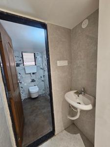 Bathroom Image of 980 Sq.ft 2 BHK Apartment / Flat for sale in Crystal Amin Heritage, Nalasopara West Nala Sopara for Rs. 6000000