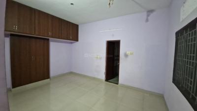 Bedroom Image of 1300 Sq.ft 2 BHK Independent House for rent in Ganapathy Coimbatore for Rs. 23000