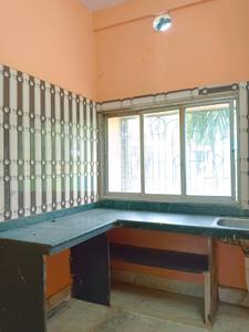 Kitchen Image of 850 Sq.ft 2 BHK Builder Floor for rent in Paschim Putiary Kolkata for Rs. 8500