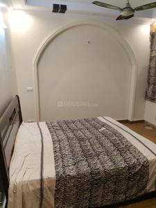 Bedroom Image of 1350 Sq.ft 3 BHK Builder Floor for rent in Kirti Nagar New Delhi for Rs. 55000