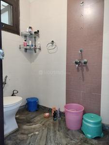 Bathroom Image of 850 Sq.ft 2 BHK Independent House for rent in Vaishali Ghaziabad for Rs. 19300
