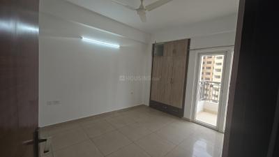 Bedroom Image of 1995 Sq.ft 3.5 BHK Apartment / Flat for sale in Gulshan Ikebana, Sector 143 Noida for Rs. 32000000
