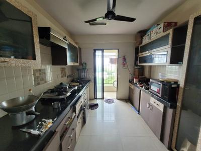 Kitchen Image of 1800 Sq.ft 3.5 BHK Apartment / Flat for rent in Vrindavan Yashodham Enclave, Samarth Nagar East Nagpur for Rs. 50000