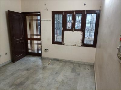 Bedroom Image of 1100 Sq.ft 2 BHK Apartment / Flat for sale in Butler Colony Lucknow for Rs. 5000000