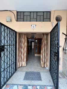 Image of 1581 Sq.ft 2 BHK Independent House for rent in Sector 4, Gurgaon for Rs. 23000