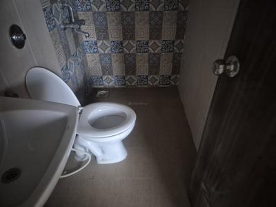 Bathroom Image of 560 Sq.ft 1 BHK Apartment / Flat for rent in Ganga Fernhill Phase I, Undri Pune for Rs. 13500