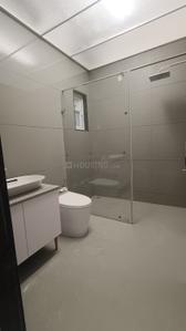 Bathroom Image of 2650 Sq.ft 4 BHK Apartment / Flat for sale in  Sunshine Residency, Lulla Nagar Pune for Rs. 37500000