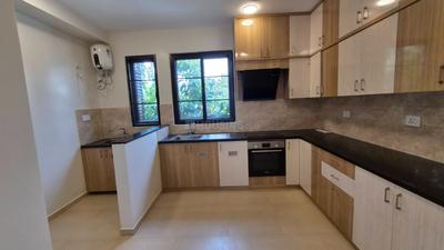 Kitchen Image of 2250 Sq.ft 4 BHK Apartment / Flat for rent in Alwarpet Chennai for Rs. 210000