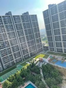 Image of 1545 Sq.ft 3 BHK Apartment / Flat for rent in Godrej Woods, Sector 43, Noida for Rs. 75000