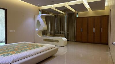 Bedroom Image of 13500 Sq.ft 6 BHK Villa for rent in Shantipura Ahmedabad for Rs. 400000