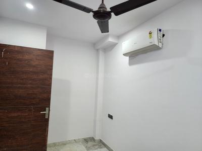 Bedroom Image of 550 Sq.ft 1 RK Builder Floor for rent in Paharganj New Delhi for Rs. 15000
