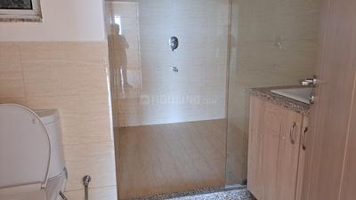Bathroom Image of 1845 Sq.ft 3 BHK Apartment / Flat for sale in DLF Express Greens, Manesar Gurgaon for Rs. 13900000