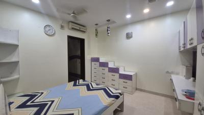 Bedroom Image of 1650 Sq.ft 3 BHK Apartment / Flat for rent in Vasant Kunj New Delhi for Rs. 95000
