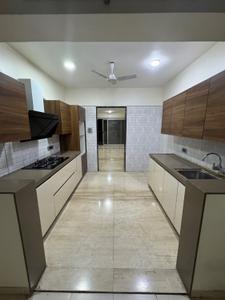 Kitchen Image of 1800 Sq.ft 3 BHK Apartment / Flat for rent in Kalyani Nagar Pune for Rs. 100000
