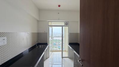 Kitchen Image of 938 Sq.ft 2 BHK Apartment / Flat for sale in Lodha Amara, Kolshet Thane for Rs. 18100000