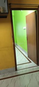 Kitchen Image of 700 Sq.ft 2 BHK Apartment / Flat for rent in Airport Gate no. 1 Kolkata for Rs. 10000