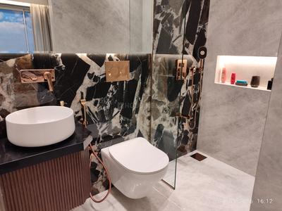 Bathroom Image of 550 Sq.ft 1 BHK Apartment / Flat for sale in Mighty The Royal Oaks Residency, Sewri Mumbai for Rs. 15400000