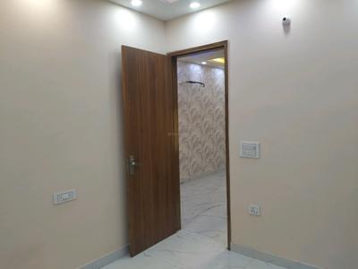 Bedroom Image of 622 Sq.ft 2 BHK Builder Floor for sale in Laxmi Nagar New Delhi for Rs. 5500000
