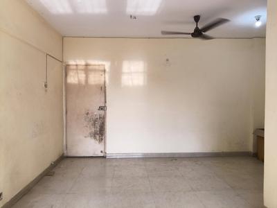 Living Room Image of 650 Sq.ft 2 BHK Apartment / Flat for sale in Sion Mumbai for Rs. 24000000