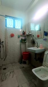 Bathroom Image of 1200 Sq.ft 2 BHK Builder Floor for sale in Uppal Southend, Sector 49 Gurgaon for Rs. 15000000