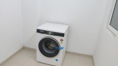 Bedroom Image of 2400 Sq.ft 3.5 BHK Apartment / Flat for sale in DLF One Midtown, Karampura New Delhi for Rs. 55000000