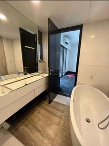 Bathroom Image of 1500 Sq.ft 3 BHK Apartment / Flat for sale in Lodha Enchante, Sion Mumbai for Rs. 48000000