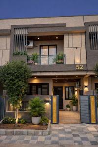 Image of 2000 Sq.ft 3 BHK Villa for rent in Somya Sky Elite, Jagatpura, Jaipur for Rs. 25000